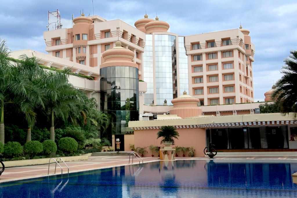 Hotel Swosti Premium Bhubaneswar Extérieur photo